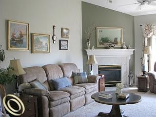 5th image of 736 Mill Pointe Dr #1