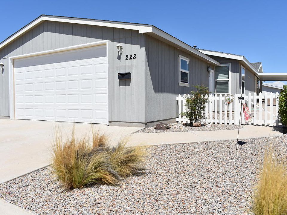 1st image of 228 Sunrise Bluffs Dr