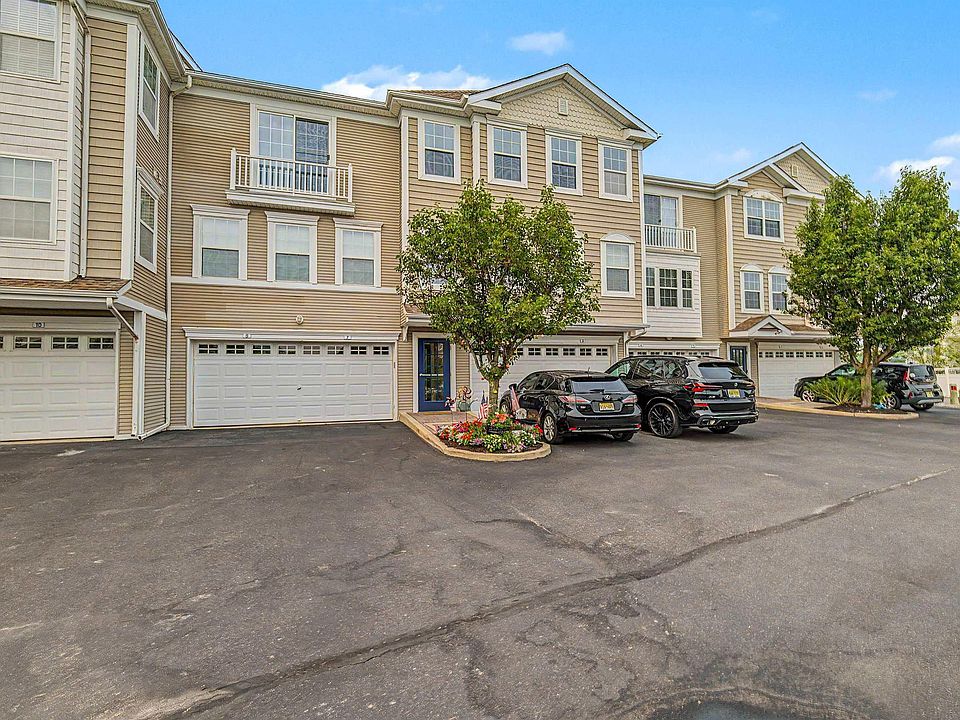 1st image of 6 Bayside Dr #6
