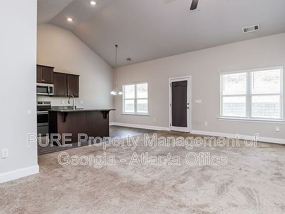 4th image of 155 Mandy Ln