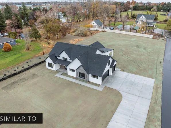 30 Taylor Ln, Pasco, WA 99301