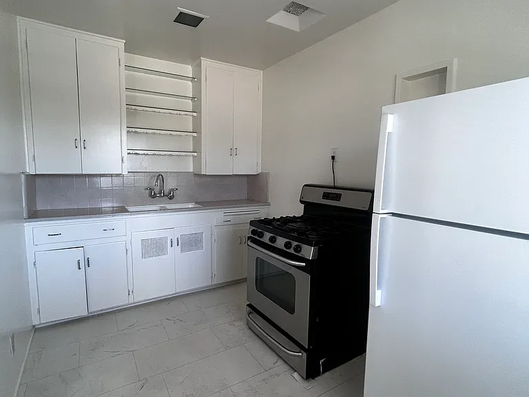 2331 Florencita Ave #1/4 — Photo 3
