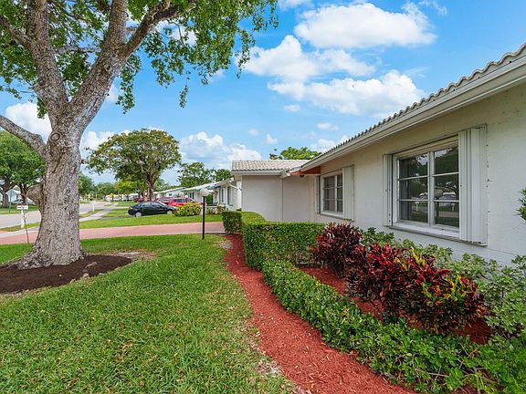 5th image of 1530 NW 85th Avenue