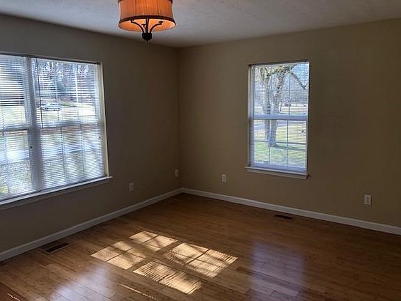 2nd image of 7063 Seaver Dr