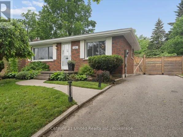 1267 Amundsen Ave, Peterborough, ON K9H 6T5