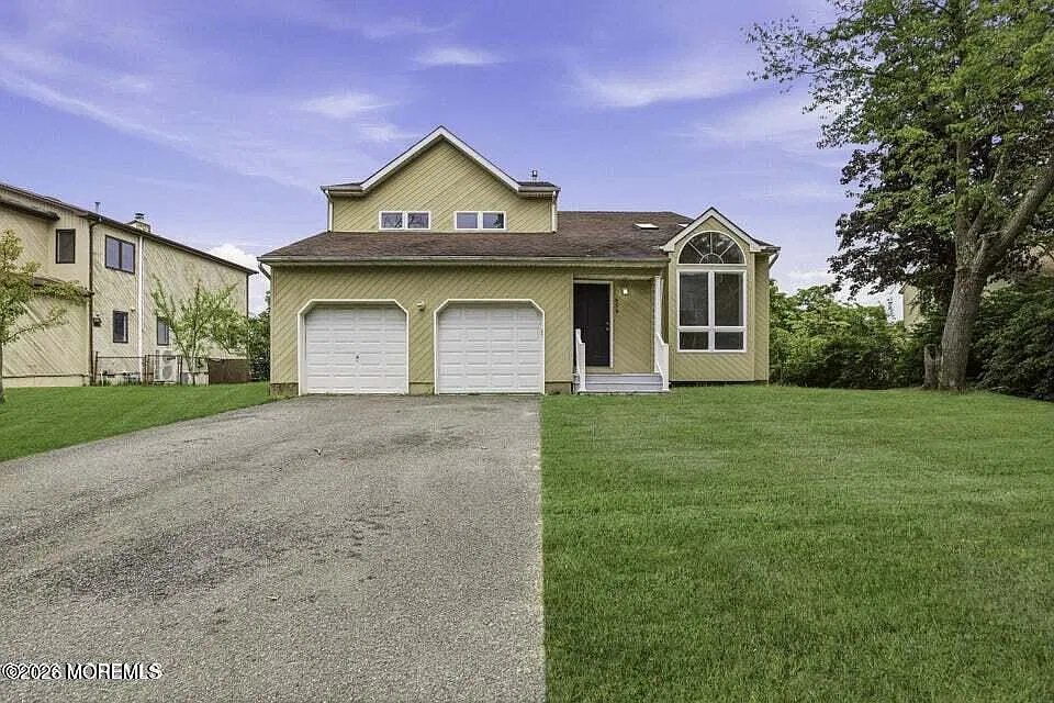 4 bed, 3.5 bath, 2175 sqft, $3,650 — Photo 2