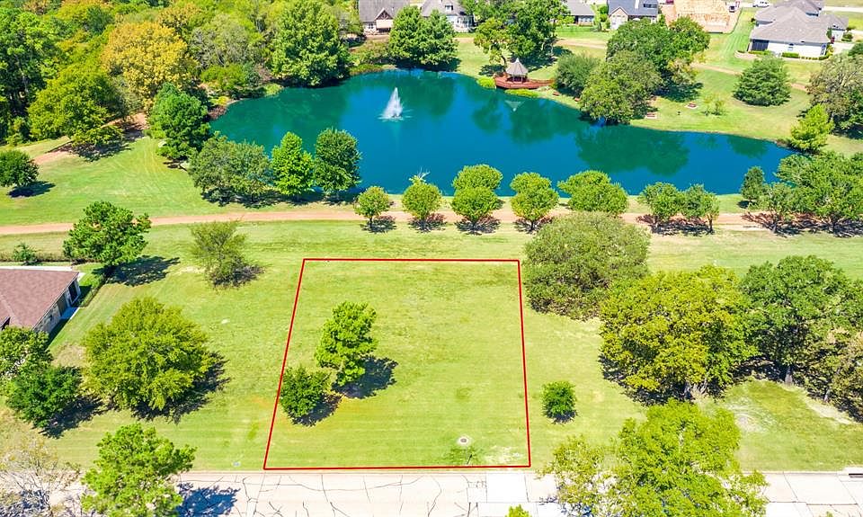 1st image of 188 Bentwood Dr