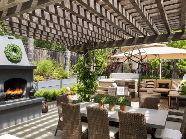 806 Chiles Avenue, St. Helena, CA 94574