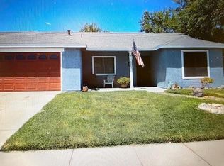 507 Lady Slipper Ln, Newman, CA 95360