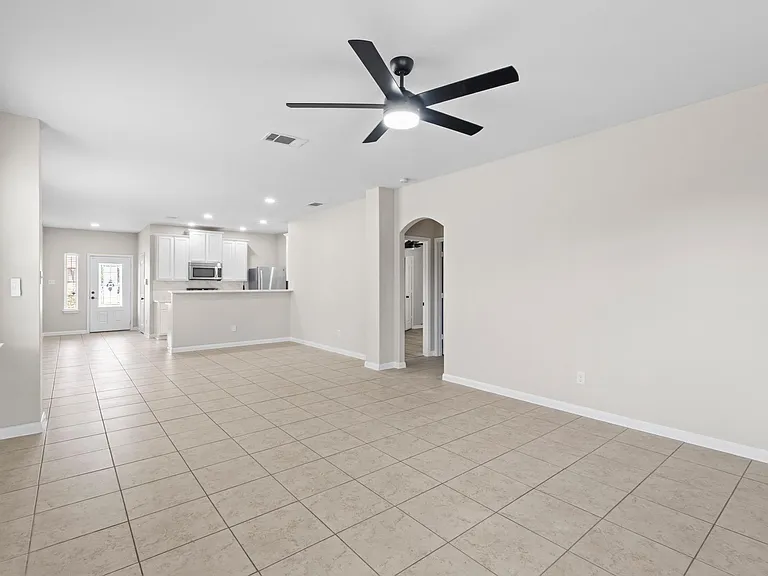 148 Isabel Ln — Photo 15