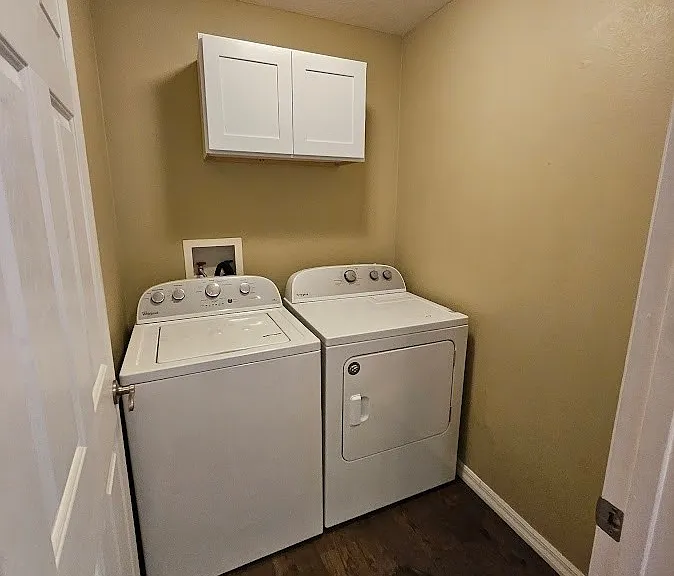 844 W Wycliffe Ln — Photo 12