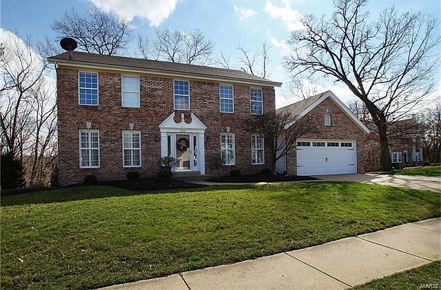 1st image of 830 Woodsdale Ct