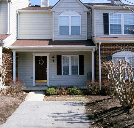 2nd image of 1595 Providence Blvd