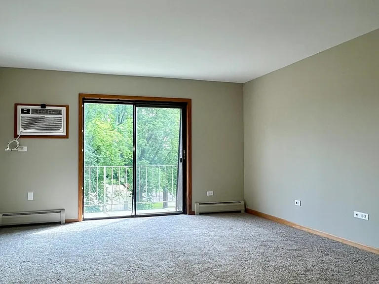 114 E Bailey Rd #M — Photo 6