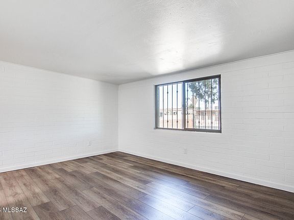 5th image of 3550 E 32nd St