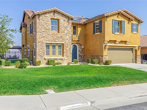 2nd image of 1651 Date Palm Dr