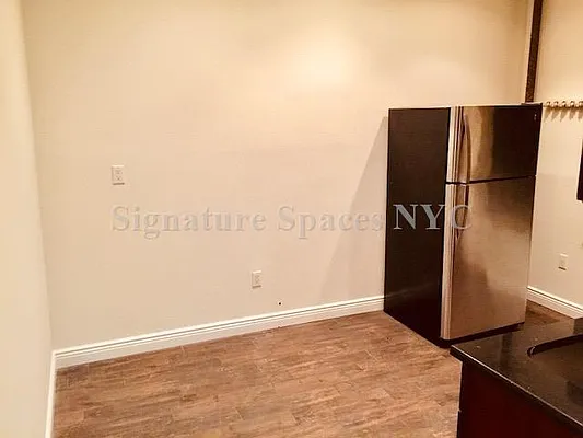 Rented by Signature Spaces NYC Corp | media 15