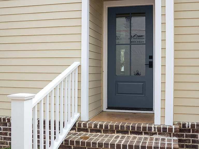 221 Williamsburg St NE — Photo 14