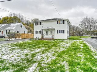 81 Wright Rd #83, Henrietta, NY 14467