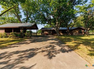 508 NW River Rd, Martindale, TX 78655