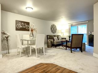 11038 Lake City Way NE APT 408, Seattle, WA 98125