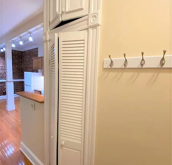 881B Massachusetts Ave #34 — Photo 4