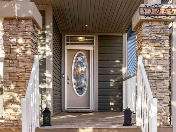 104 E Collicott Dr, Wood Buffalo, AB T9K 2W8