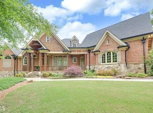 1010 Renfroe Lake Dr, Auburn, GA 30011