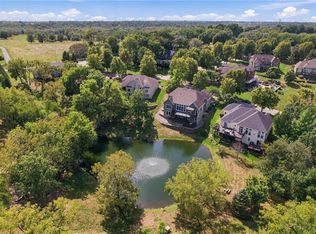 29451 Club Creek Dr, Louisburg, KS 66053