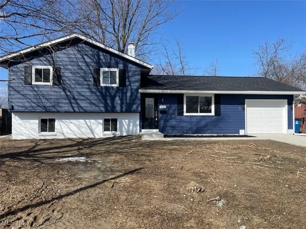 32871 Edward Ave, Eastlake, OH 44095