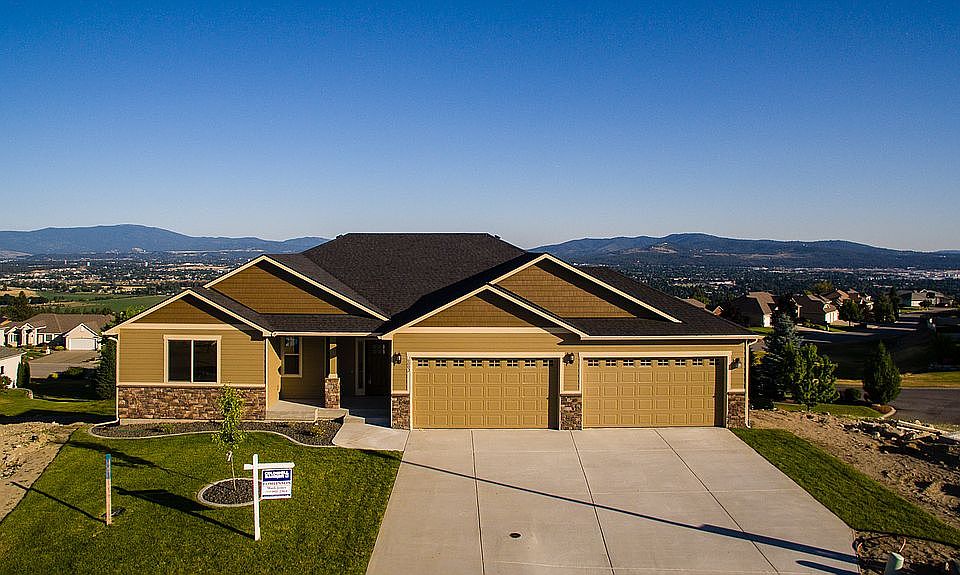 1st image of 6002 N Hillmont Ln