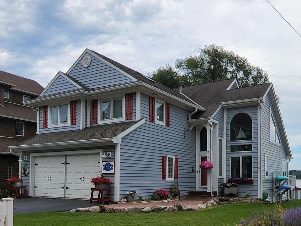 558 Kopmeier Dr, Pewaukee, WI 53072 MLS 1816909 Zillow