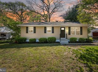 614 Newfield Rd, Glen Burnie, MD 21061