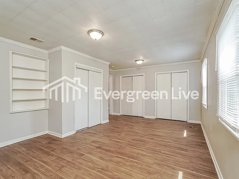 129 Winburn St — Photo 10
