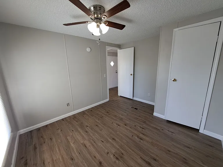 8584 Alvarado Calzada — Photo 13