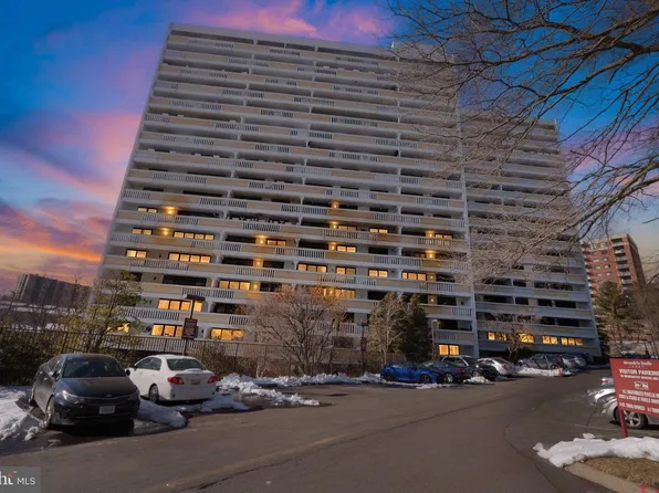 6101 Edsall Rd APT 1704, Alexandria, VA 22304