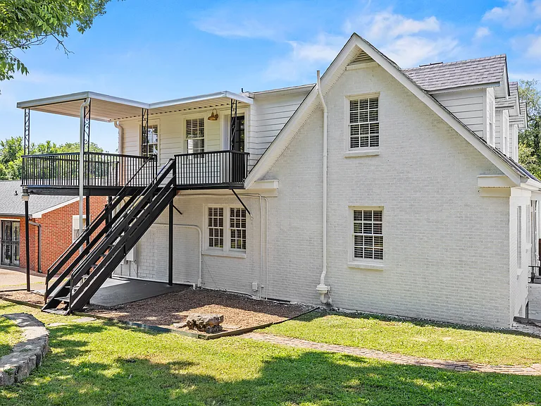 903 Carolyn Ave #B — Photo 26
