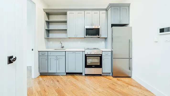 Rented by Nooklyn NYC LLC | media 45