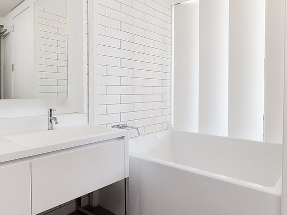 5th image of 15 William St APT 34F