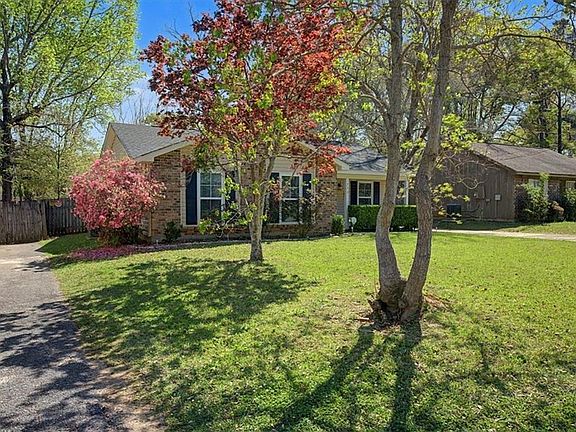 2nd image of 775 Hale Rd