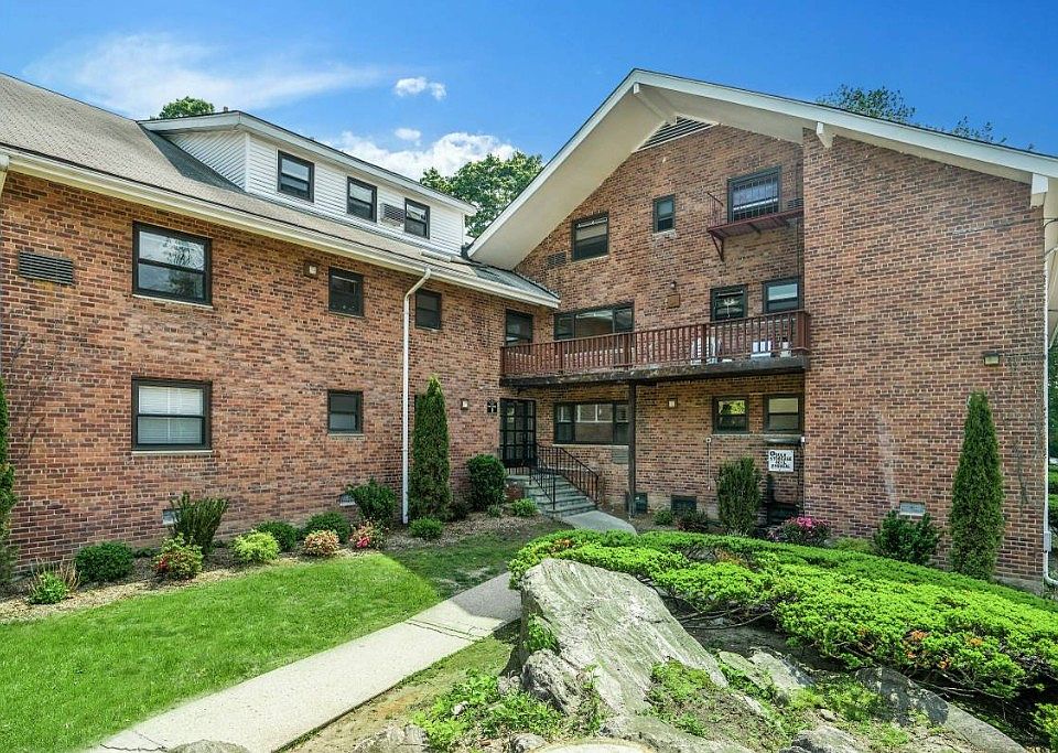 125 Central Ave Rye, NY Zillow Apartments for Rent in Rye