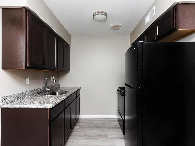 10613 Lookaway Dr — Photo 4