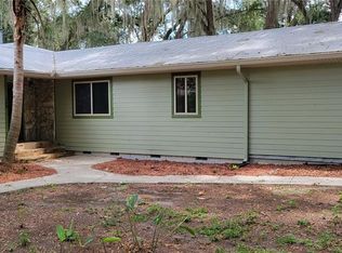 188 Little Orange Lake Dr, Hawthorne, FL 32640