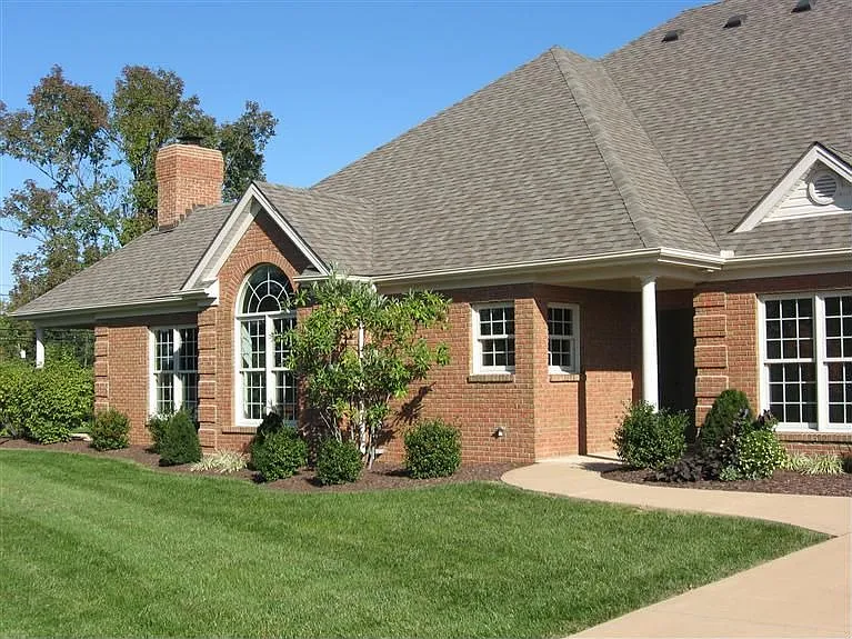 146 Sugartree Ln photo 1