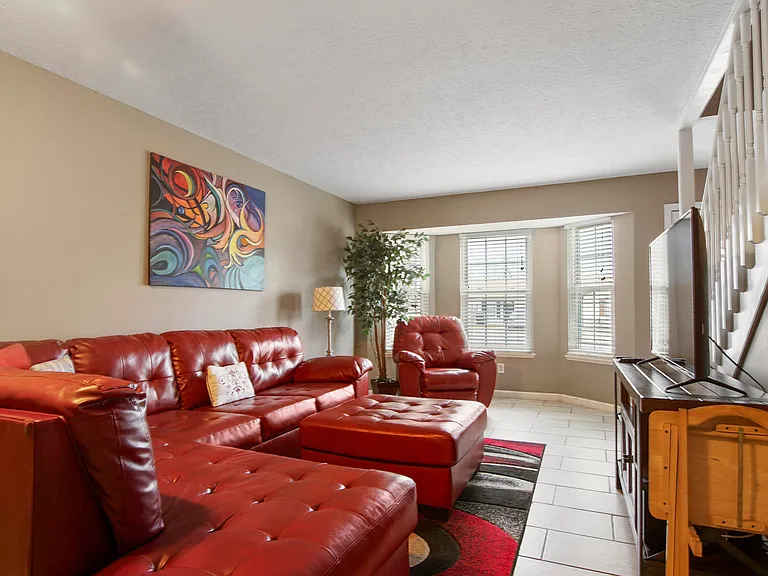 2518 Johnson Dr — Photo 7