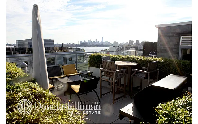 Rented by Douglas Elliman | media 23