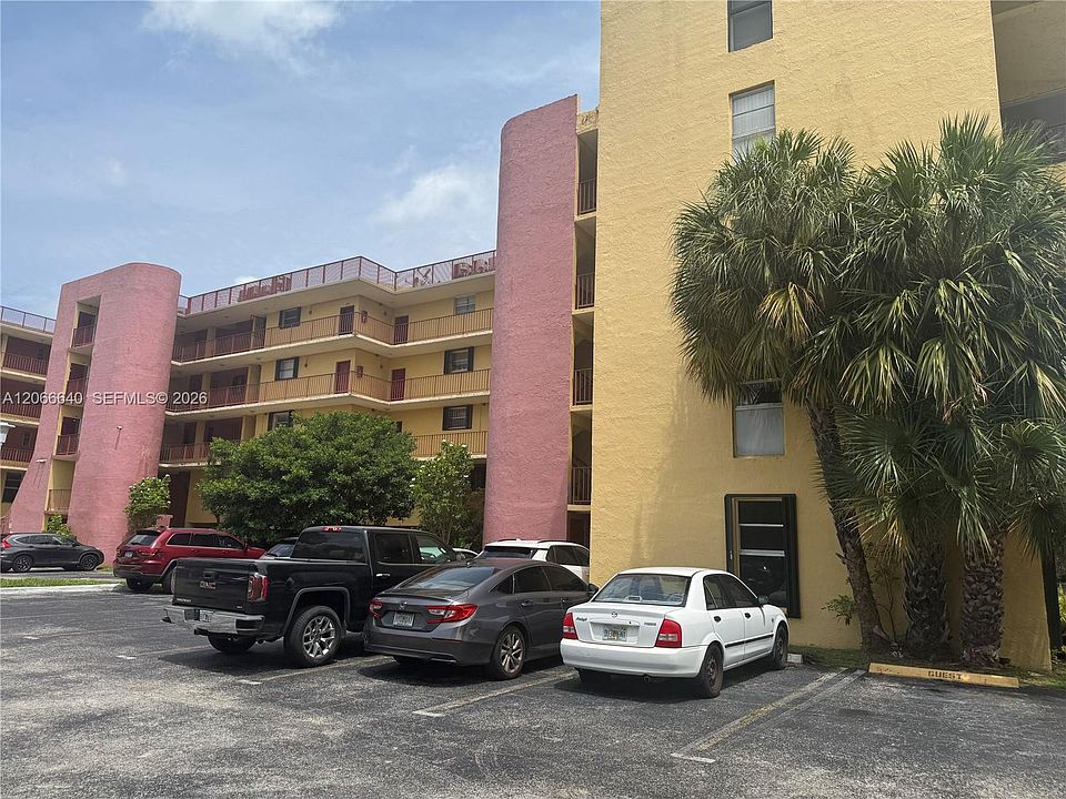 1st image of 8775 Park Blvd APT 123