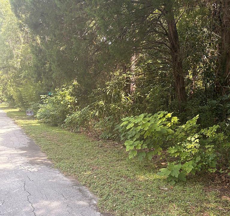1st image of  Commissary Rd.