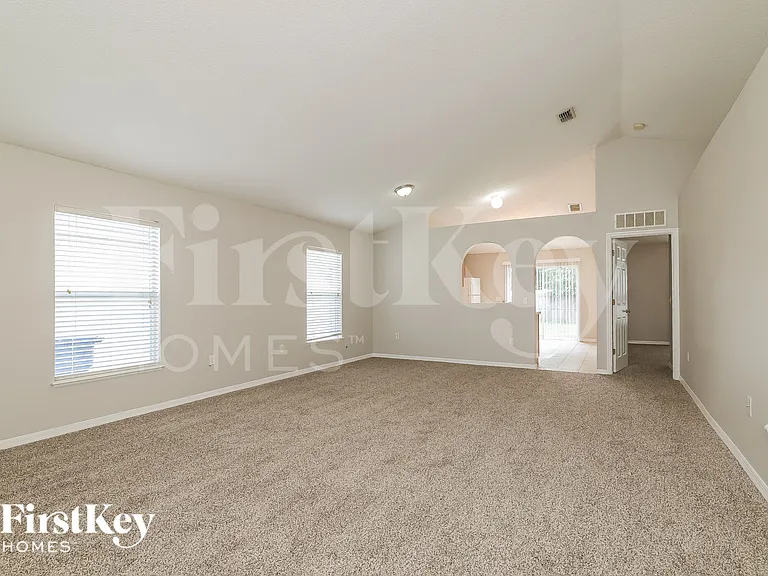 2648 Whispering Trails Dr — Photo 3