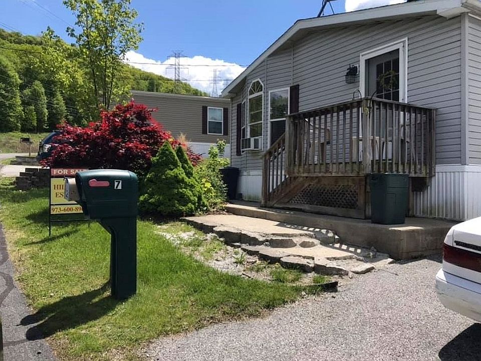 1st image of 12 Cedar Dr